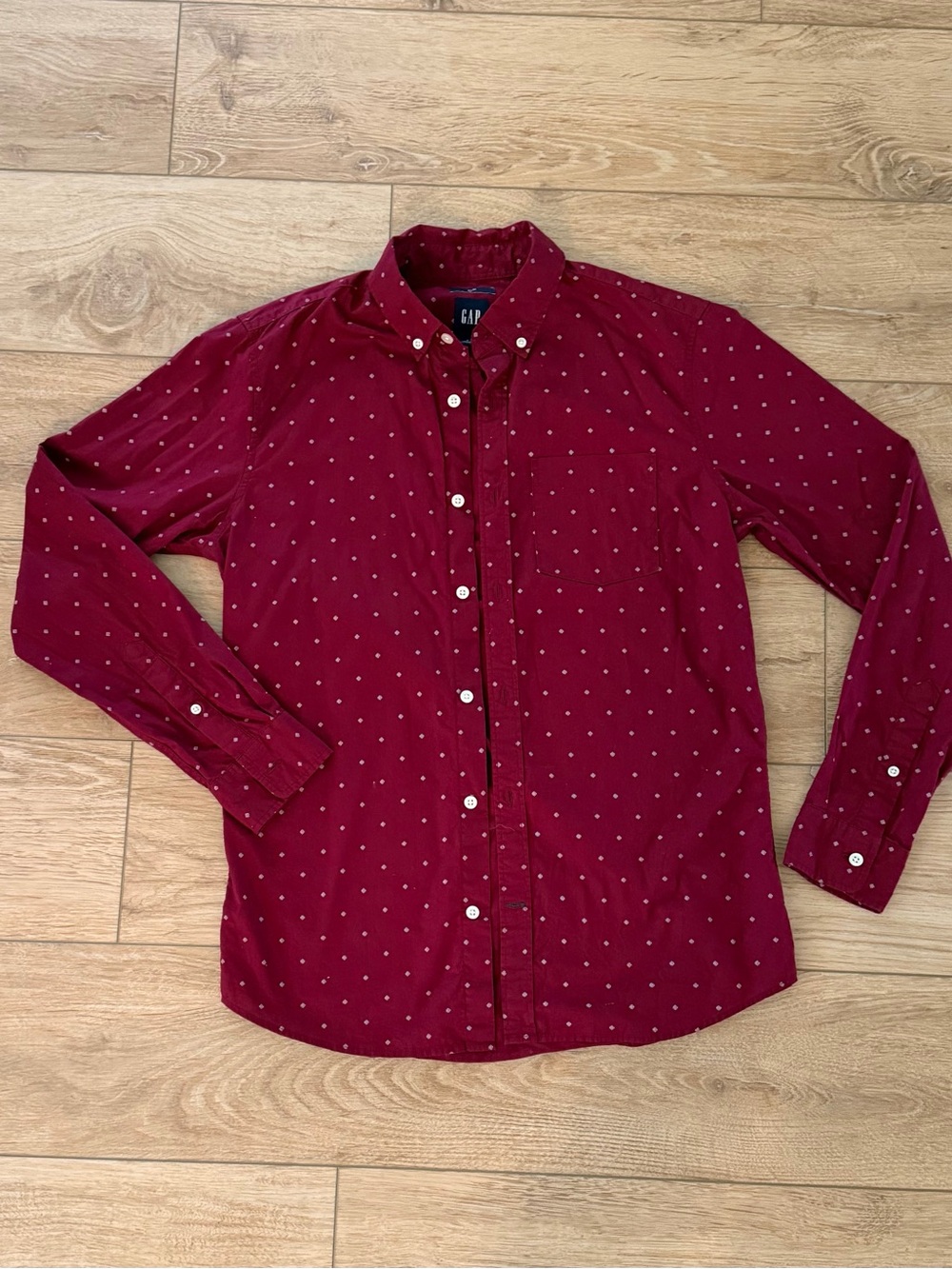 GAP Men’s Burgundy Button-Down Shirt with Dot Print